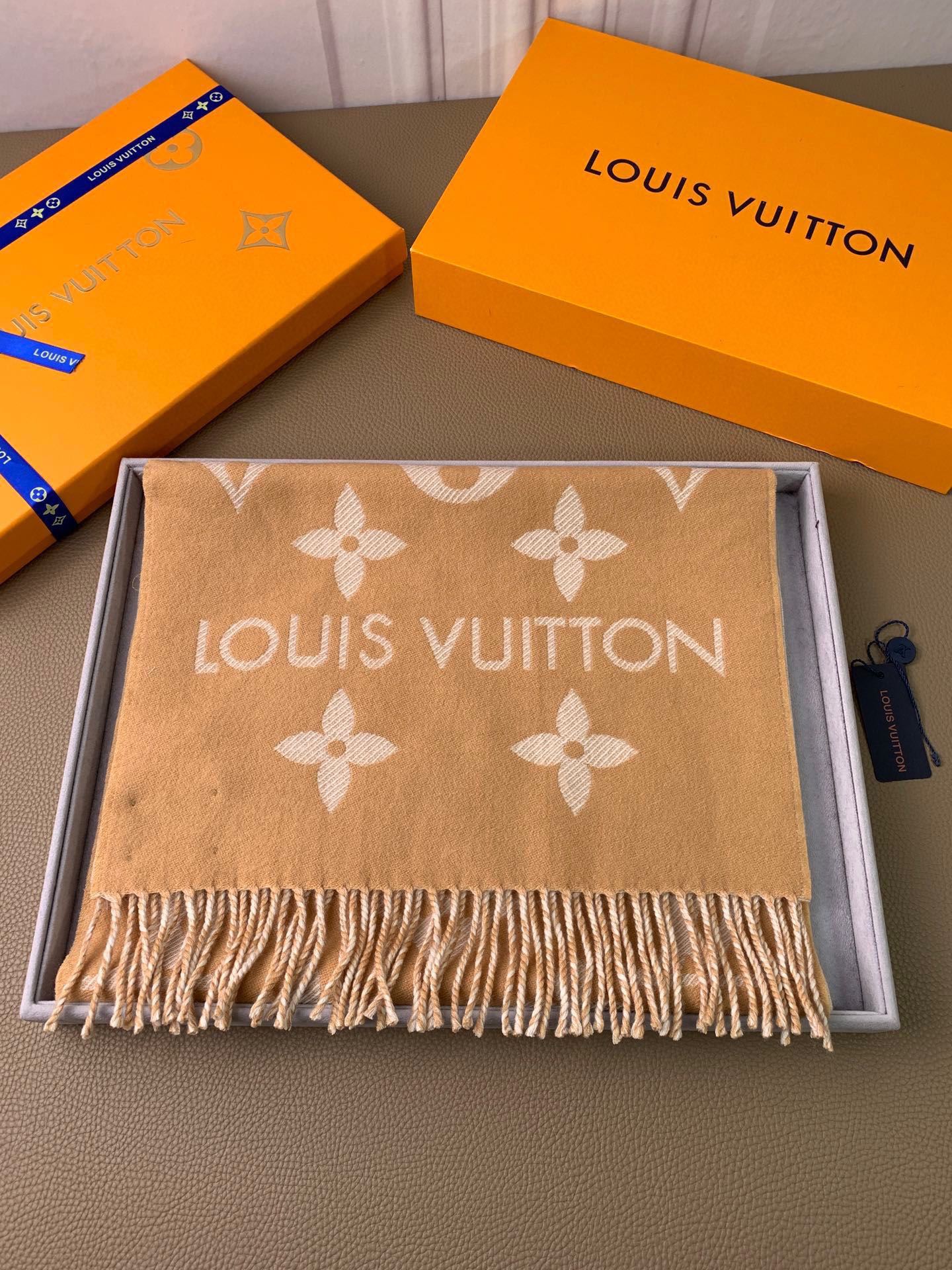 Louis Vuitton Scarf